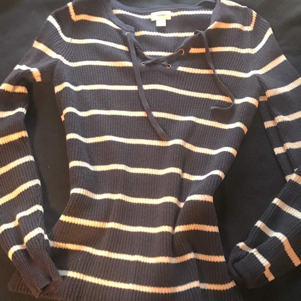 Lace neck sweater Old Navy